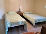 Guest Bed with 1 Twin and 1 Full Bed w/ en suite